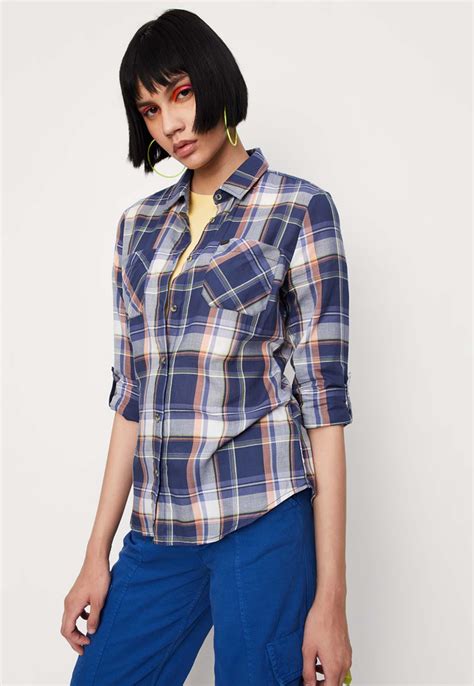 Buy Women Checked Yarn Dyed Casual Shirt Online at just Rs. 799.0 ...