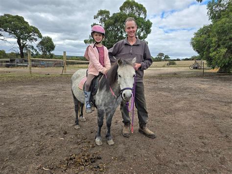 Pony Rides & Cuddles (July School Holiday Program), 29 William Court ...