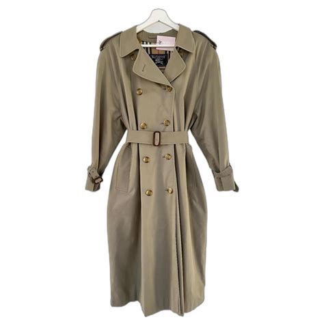 Burberry vintage “the Waterloo” model trench coat Khaki Cotton ref ...