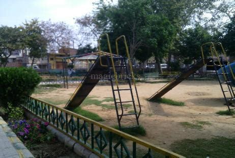 Project Model Town in Sector 11, Gurgaon: Price, Brochure, Floor Plan ...