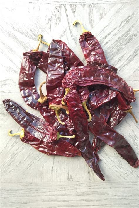 Guajillo Peppers: Everything You Need to Know | The Novice Chef