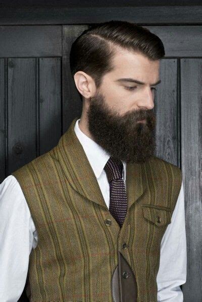 6 Reasons Why You Should Opt For Ducktail Beard Look
