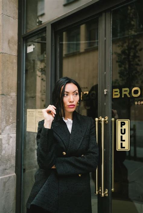 Pull Sticker 的图像结果