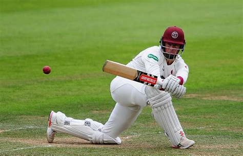 Marcus Trescothick achieves unique feat as Somerset thumps Nottinghamshire
