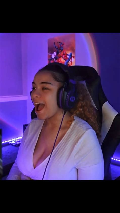 MJ Without Spider-Man🥛 : r/reactgirlsofYT