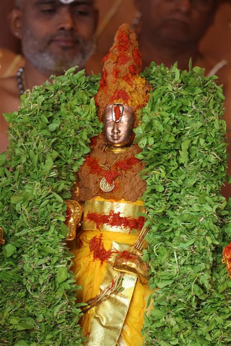 Lakhs Takes Bath in Swami Pushkarini - rspnetwork.in