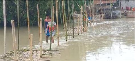 बिहार : गंगा नदी का जलस्तर बढ़ने से आम जनजीवन प्रभावित, जान जोखिम में ...