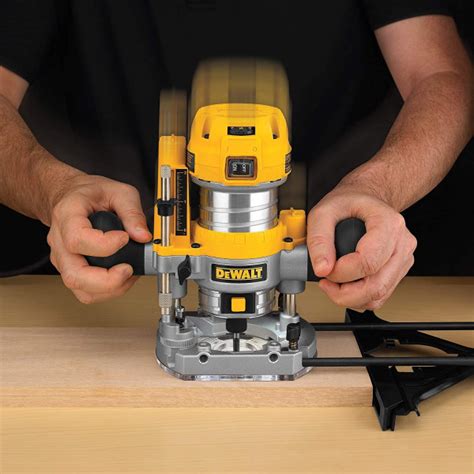 Dewalt D26203 Plunge Router 8mm (1/4") 900w|TopTools.in - Routers ...