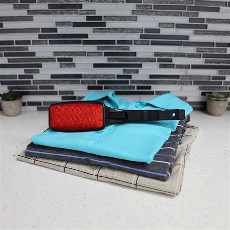 Home Basics Reversible Lint Brush