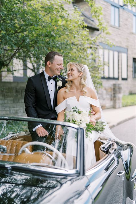 Kirtland Country Club Wedding - Renee Lemaire Photography