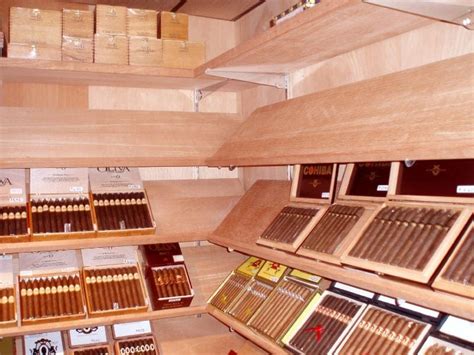 Walk-In Humidor Spanish Cedar Custom Shelves | Your Elegant Bar