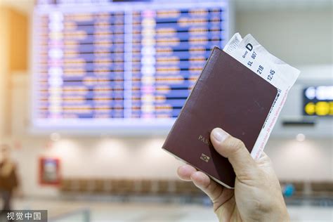 海南对59国免签政策实施首日：767名外国游客免签入境