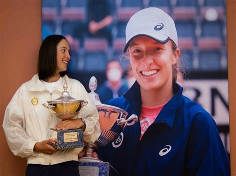 Two-time defending champion Iga Swiatek leads Italian Open draw ...