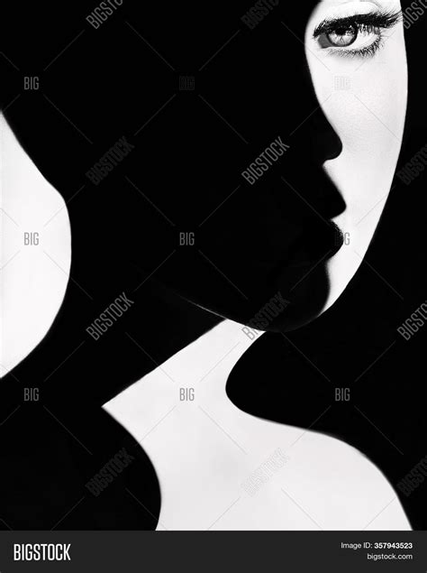 Black And White Contrast Pictures