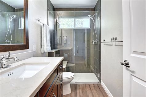 Guest Bathroom With Tub Ideas at James Madrigal blog