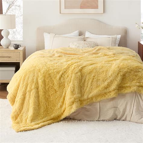 Amazon.com: Bedsure GentleSoft Fluffy Yellow King Size Blanket for Bed ...