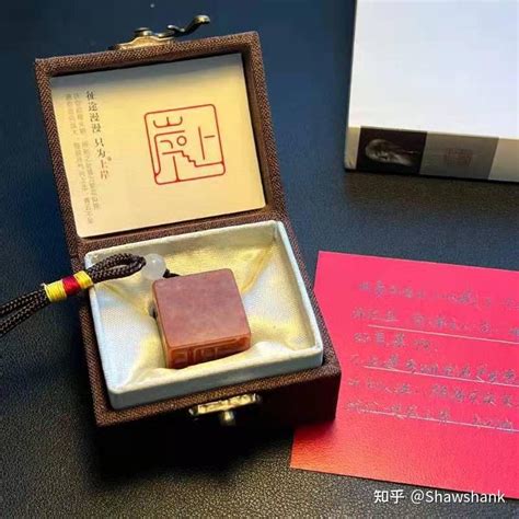 出国要带什么礼物最新素材