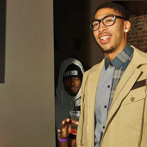 Pictures Of Anthony Davis And His Twin Sister