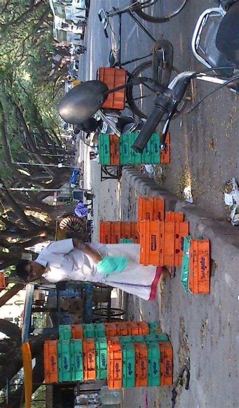 Non issuance of milk in Aavin Booth P 771 Thiruvalluvar Salai ...