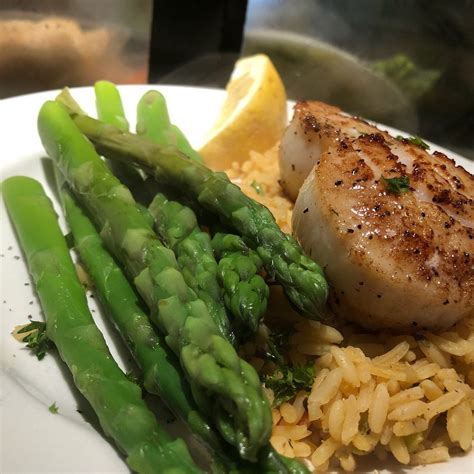 Restaurant App Using Bootstrap On Mobile 的图像结果