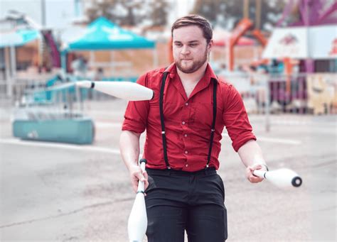 Jugglers – Arkansas Circus Arts