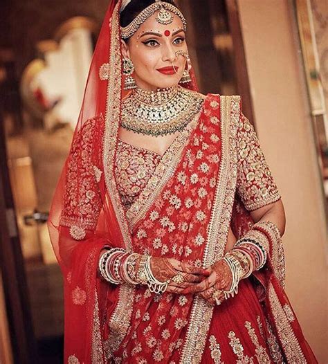 Indian Bridal Makeup - Types of Traditional Indian Bridal Makeup ...