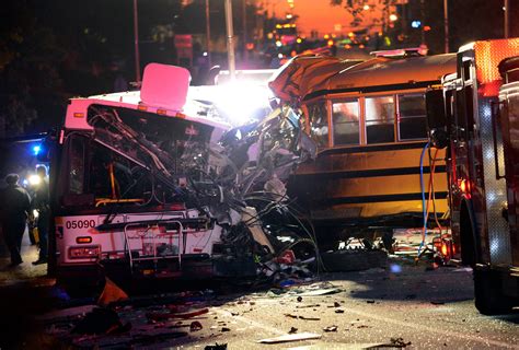 6 People Killed in Baltimore Bus Crash - The New York Times