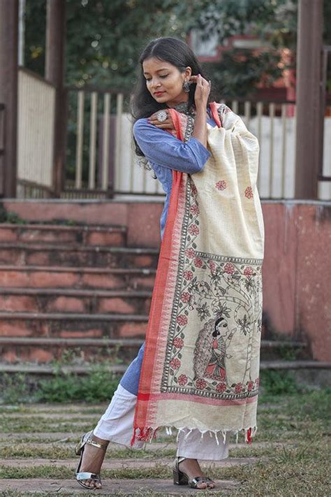 Madhubani Hand-painted Cotton Dupatta – Diorama Designs