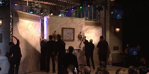 Video Reveals What It Takes To Change Sets Behind The Scenes Of SNL ...