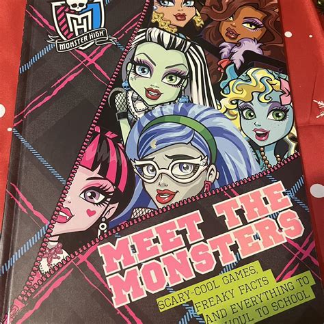 Monster High Meet the Monsters graphic book in good... - Depop