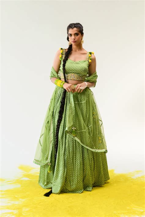 Satin Bandhej Lehenga with Gota Patti, Zardosi, Thread work. – Zari Jaipur