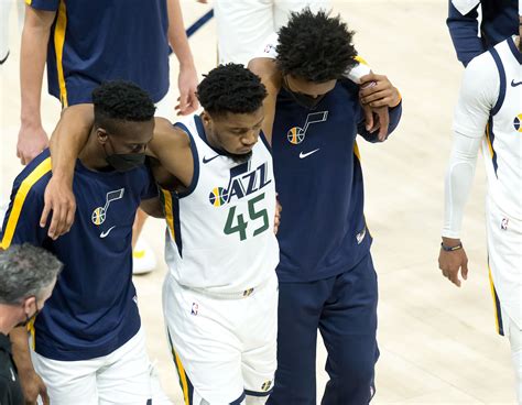 Brutal Video: Jazz Donovan Mitchell Suffers Right Ankle Injury - NBA ...