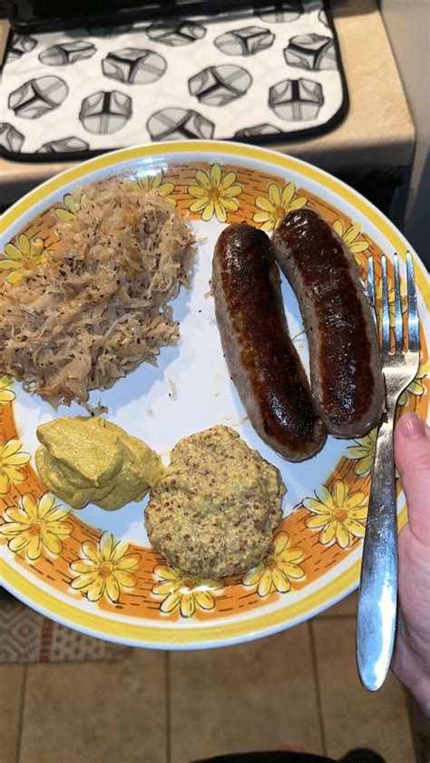Brats and kraut : r/stonerfood