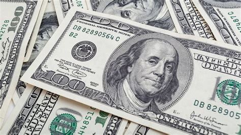 سعر الدولار في عدن وحضرموت اليوم الثلاثاء 15 - 8 - 2023
