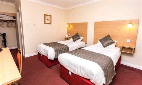 BOROUGH ARMS HOTEL (Newcastle-under-Lyme, Staffordshire) - Hotel ...