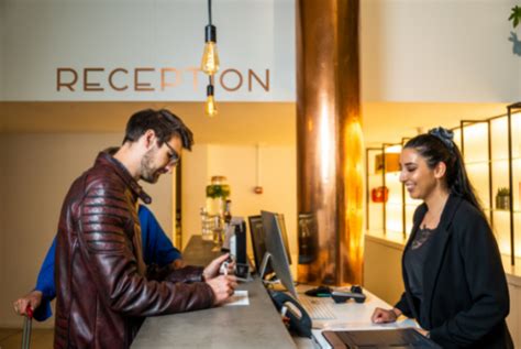 Simplify Your Christmas Holiday Season: How PMS Can Streamline Your ...