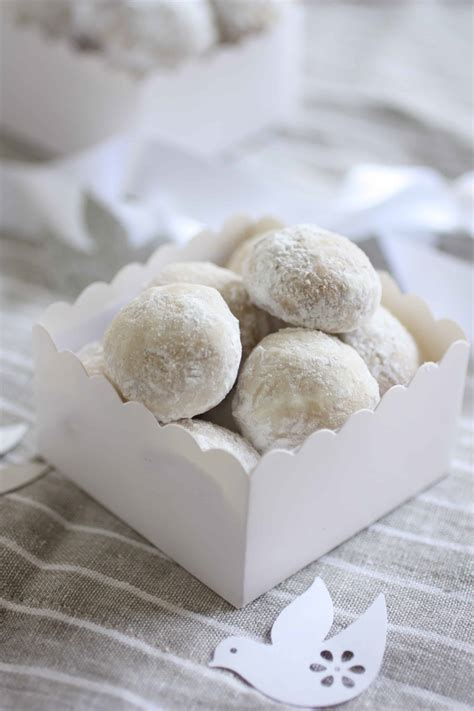 Italian Wedding Cookie Recipe - The Best in the Land