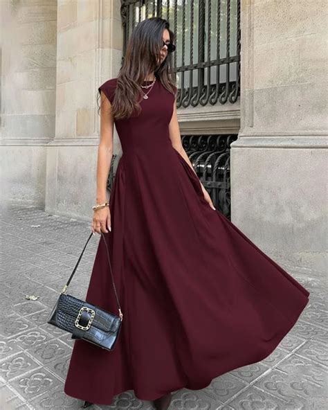 Burgundy Crew Neck Fit & Flare Maxi Dress – Littlebox India