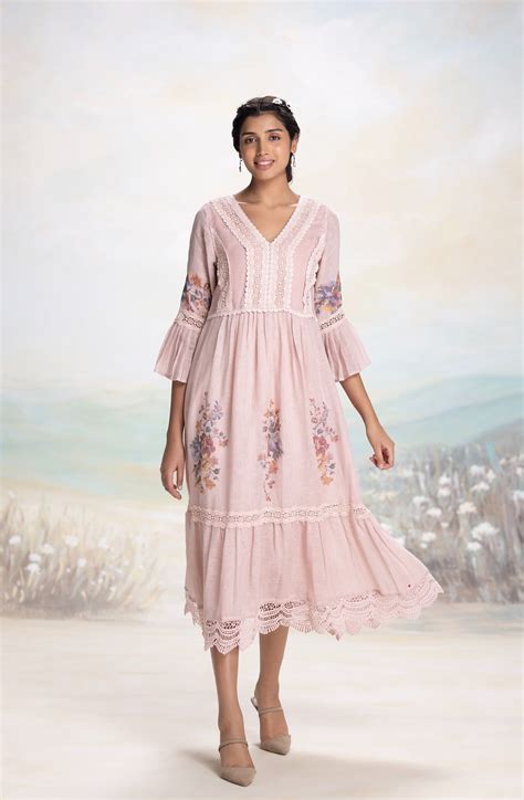Floral printed lace dress with gathers and layers by Kaveri. – KAVERi