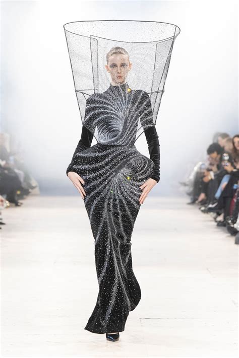 Couture Spring 2026 – Rahul Mishra