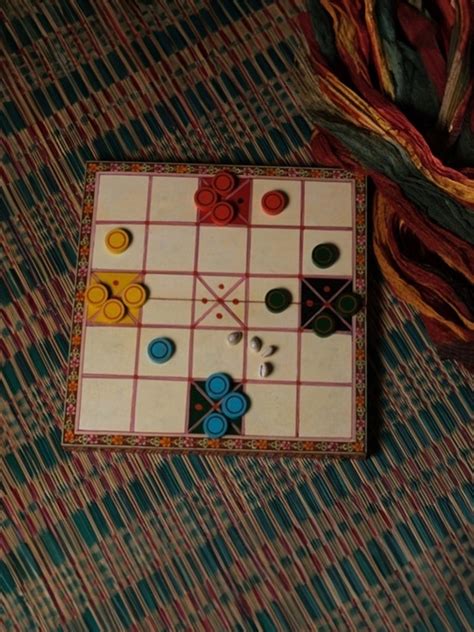 Buy Ashta Chamma Teak Wood Ganjifa | Buy Handmade Diwali Gifts Online