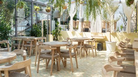 This lush conservatory-style restaurant in Mumbai is a natural retreat ...