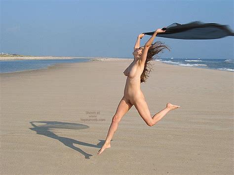 Girl Running Nude