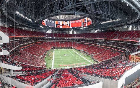 Mercedes-Benz Stadium, Atlanta Falcons football stadium - Stadiums of ...