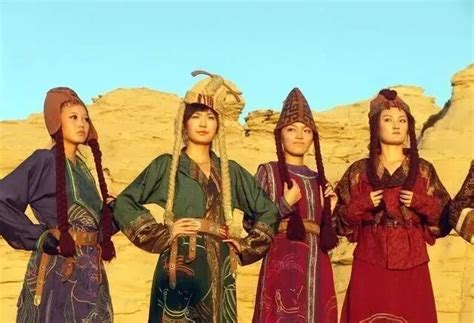 中国的维吾尔族人口有1000多万，他们的祖先是谁？_腾讯新闻