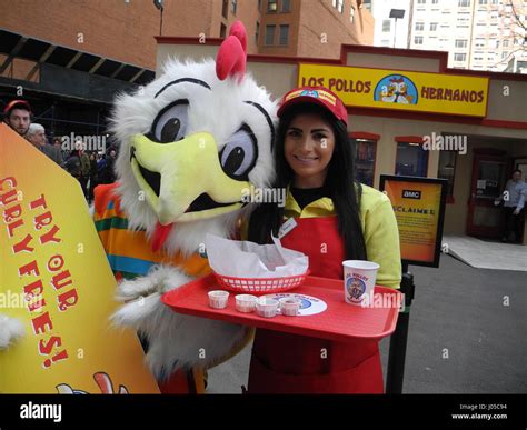 Los pollos hermanos hi-res stock photography and images - Alamy