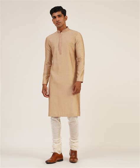 Pintuck Classic Kurta Set– DHRUV VAISH