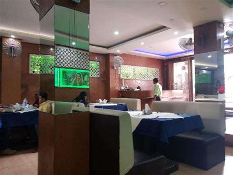 Green leaf restaurants, Agra - Restaurant menu and reviews