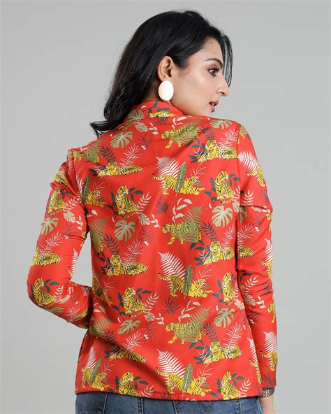 Embrace Timeless Beauty: Classic Jacket For Her – Fabcurate