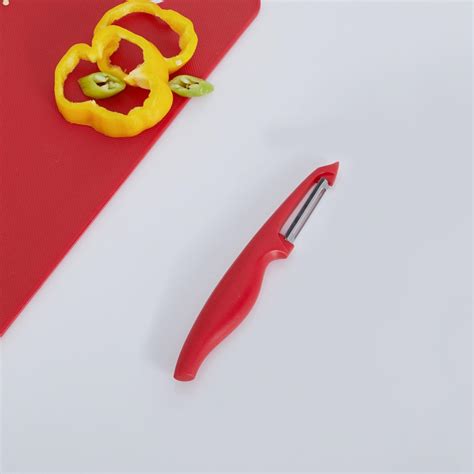 Buy Elite-Magnus Solid Graters and Peelers - Plastic Peeler - 18.5 cm x ...